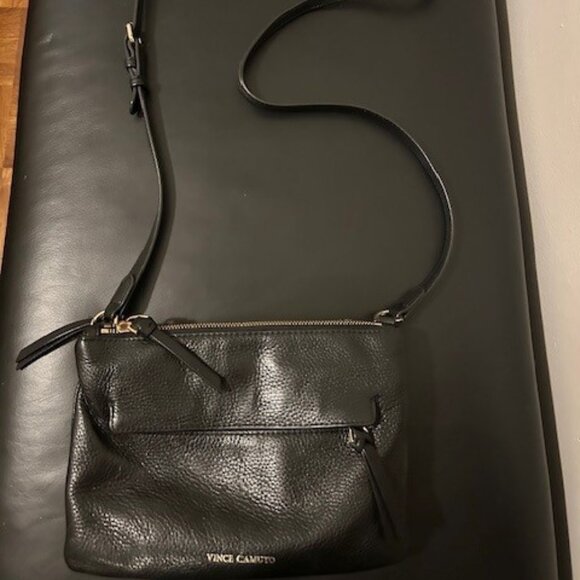 Black pebbled leather Vince Camuto Crossbody bag - Picture 1 of 6